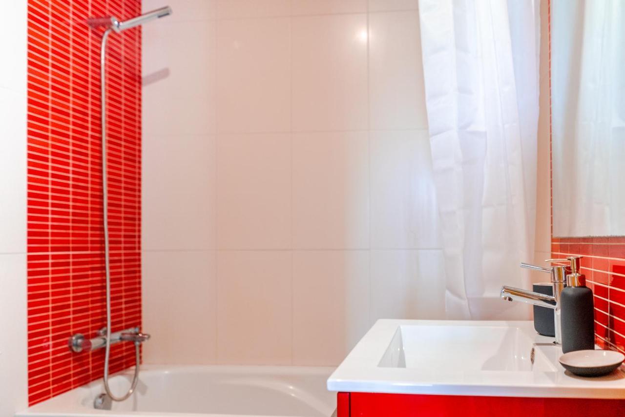 Sunny Studio In The Heart Of Lapa - 5Min Walk To Metro! Porto Exterior foto